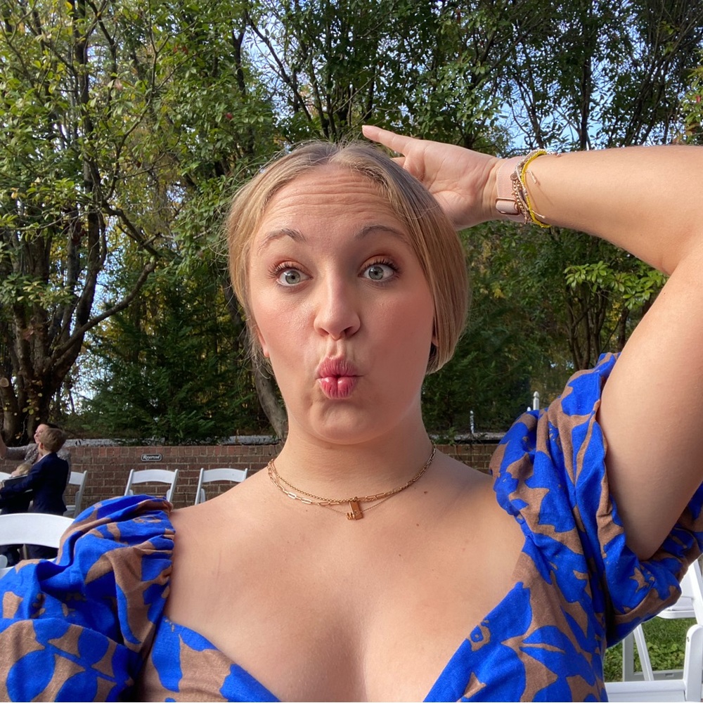 Meet your Posher, Madison